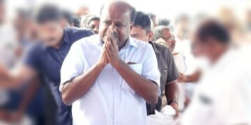 ಸಚಿವ ಡಾ.ಕೆ.ಸುಧಾಕರ್‌ ಆಕಾಶದಲ್ಲಿದ್ದಾರೆ, ಮುಂದೆ ಜನರೇ ತೀರ್ಮಾನ ಮಾಡುತ್ತಾರೆ: ಹೆಚ್ಡಿಕೆ ಆಕ್ರೋಶ